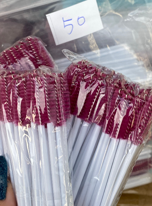 Mascara Brush 50 pieces/bag - many colors