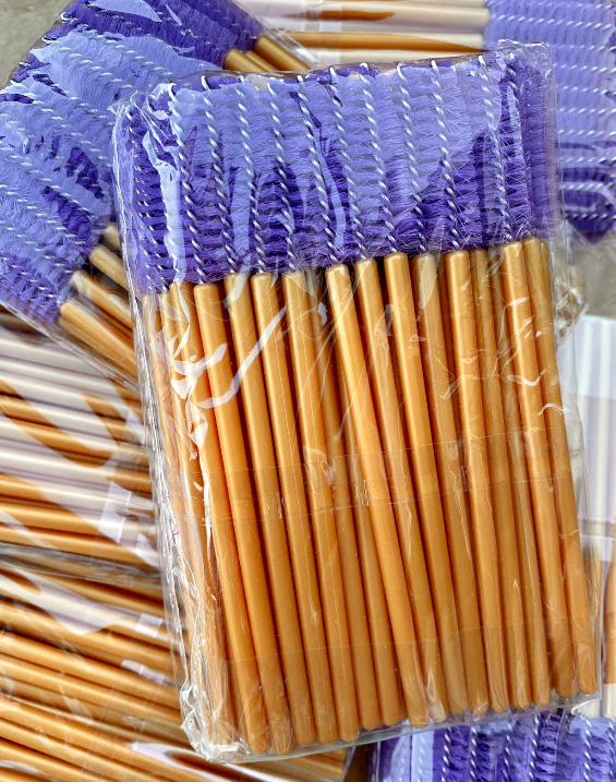 Mascara Brush 50 pieces/bag - many colors