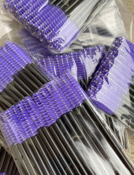 Mascara Brush 50 pieces/bag - many colors