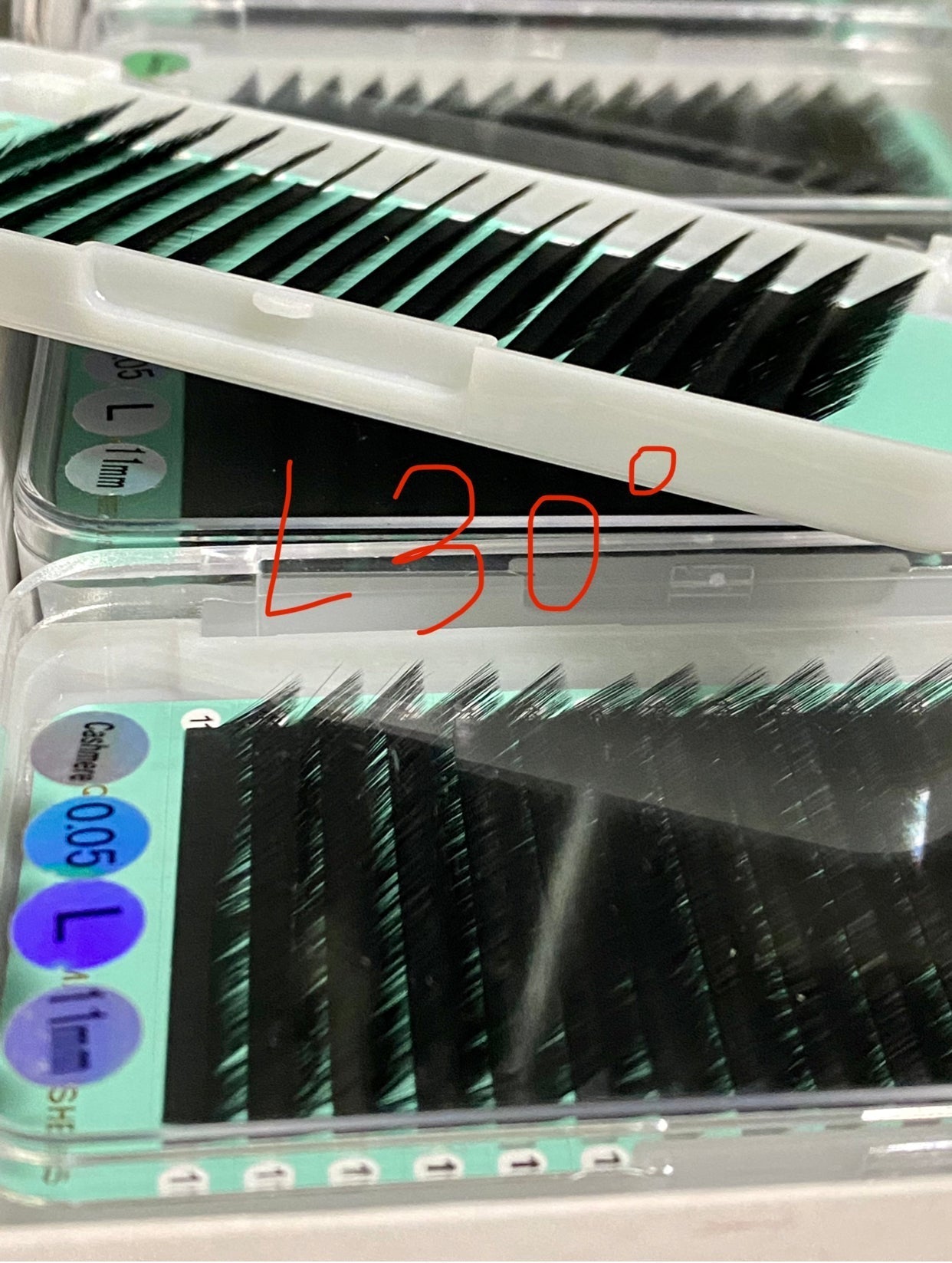 L curl lashes (70-degree, 30-degree)  【Best Quality Ever】0.03mm 0.05mm Cashmere Extra Matte Dark Black Lashes